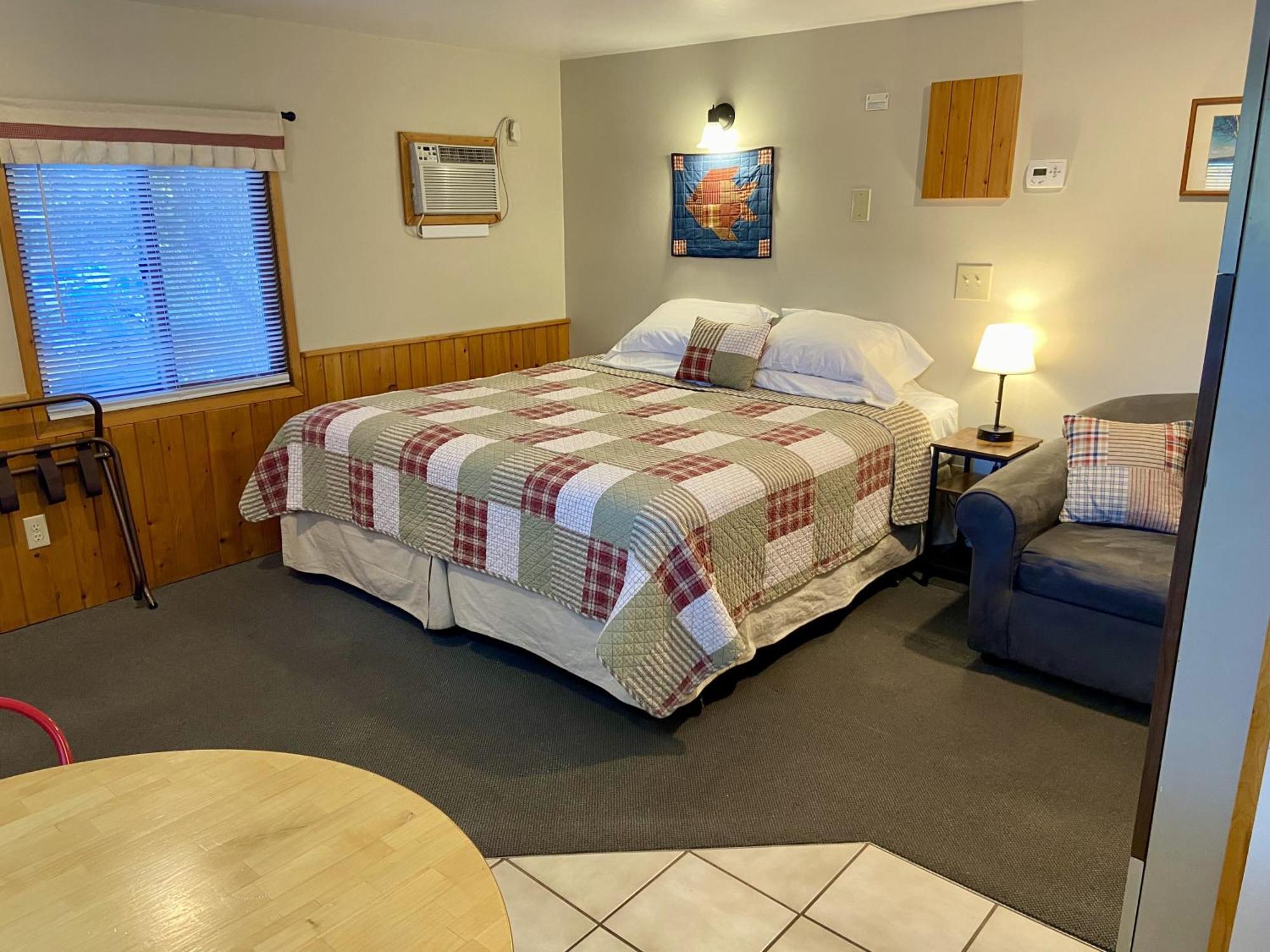 Betsie Riverside Resort Benzonia Eksteriør bilde